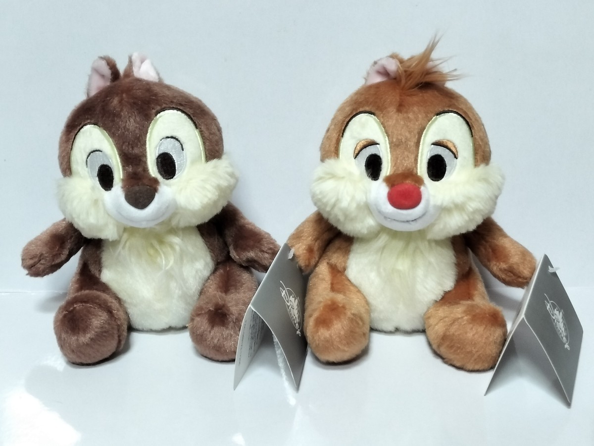  chip & Dale Disney store limitation soft toy related goods collection case exhibition goods chite chip . Dale normal simple 