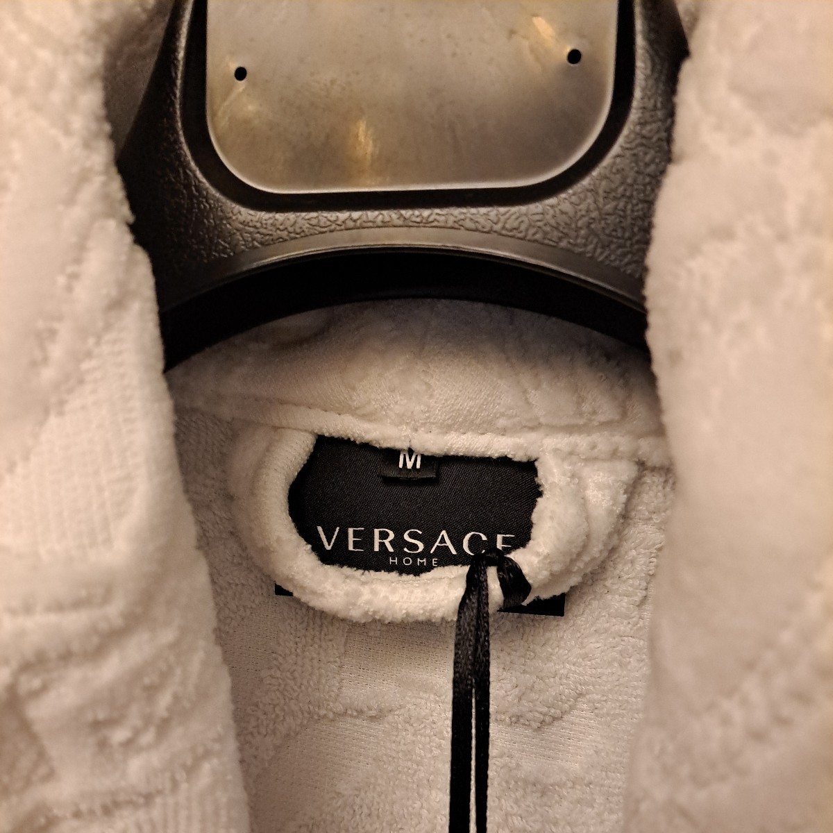  unused Versace VERSACE bathrobe M size white white box attaching 