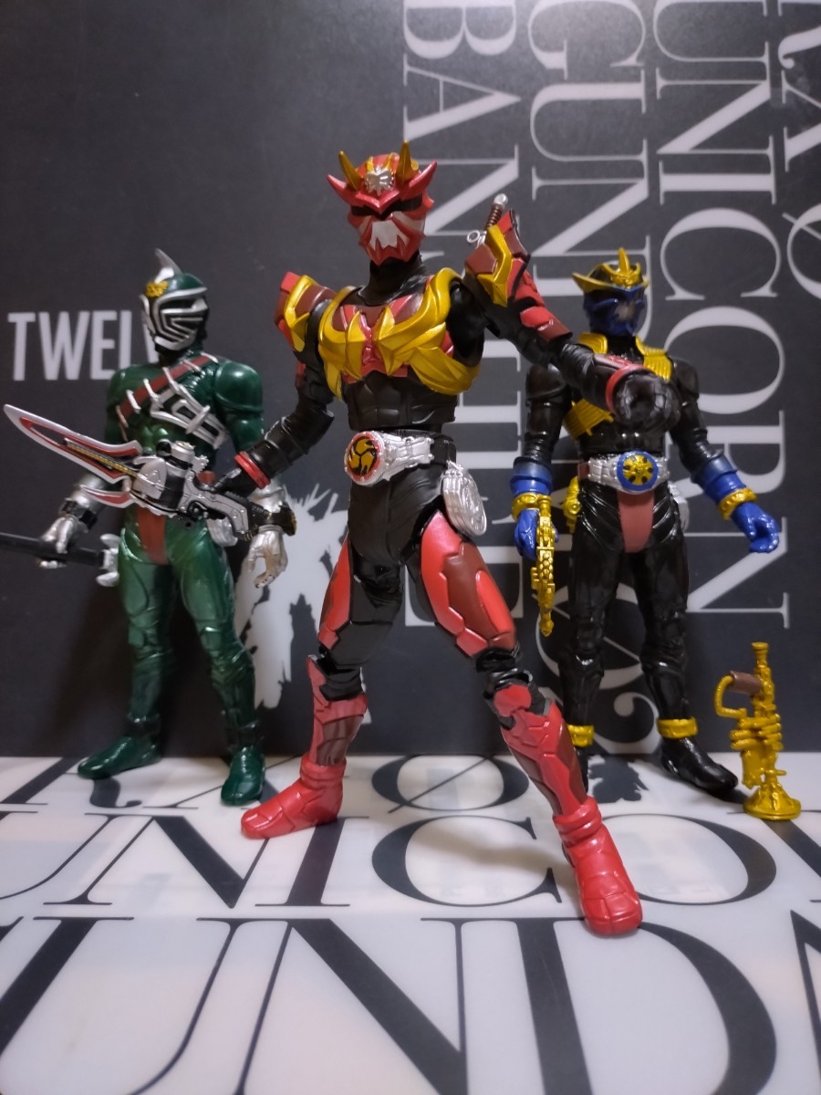 仮面ライダー 響鬼 装甲響鬼 威吹鬼 轟鬼 響鬼紅 通常響鬼 5体 仮面ライダー 響鬼 装甲響鬼 威吹鬼 轟鬼 響鬼紅 通常響鬼 5体