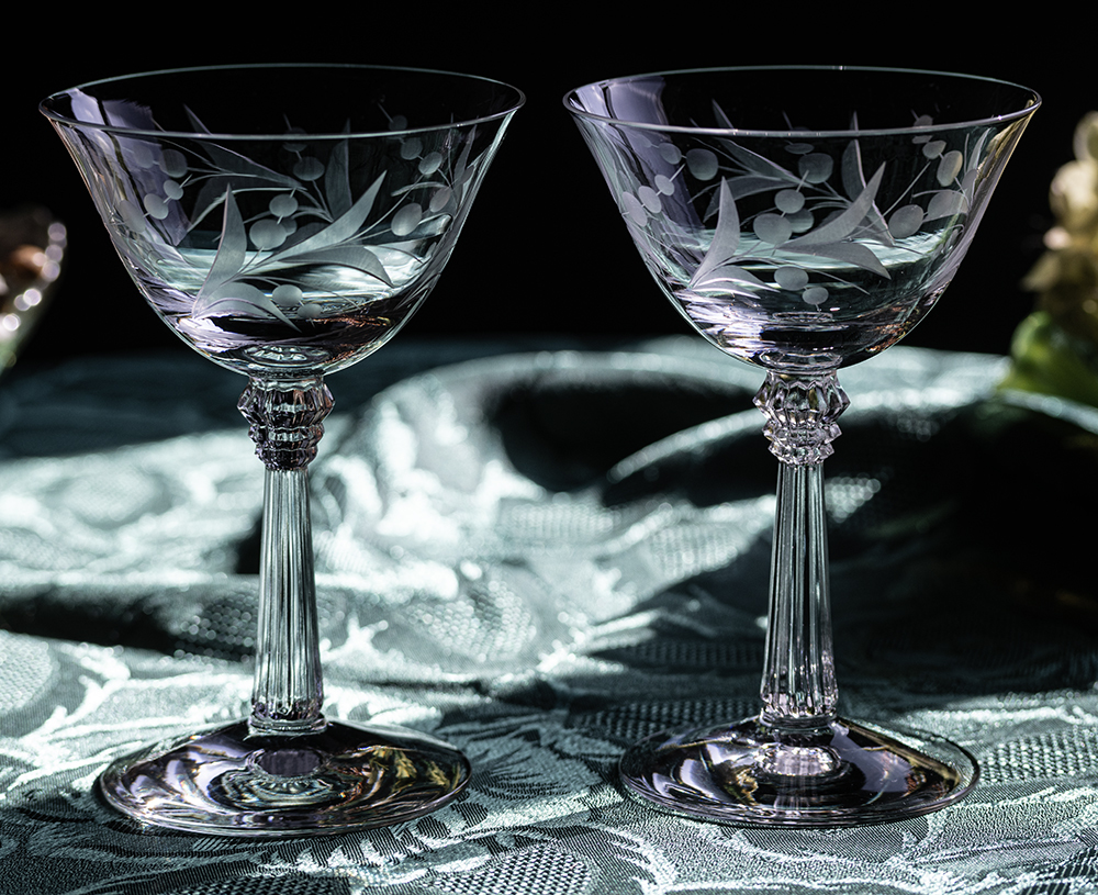 1938年～ フォストリア クリスタル シンシア エッチング シャンパン カクテルグラス 2個 フラワー 酒 バーグラス ビンテージ アンティークの画像1