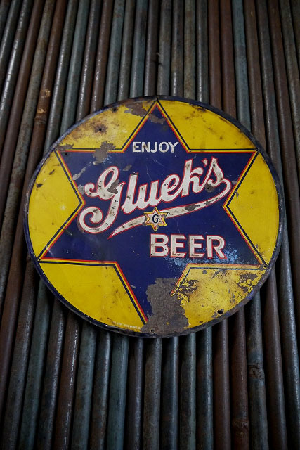ビンテージ Gluek 'sBEER看板 [gosa-82]検アメリカ/USA/ブリキエンボス看板/1940年代前後/ドイツビール/コレクションインテリアサイン_画像9