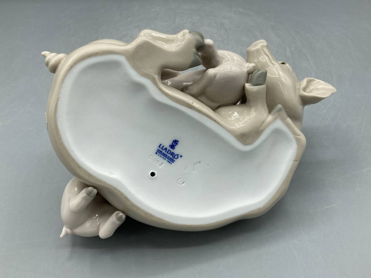 リヤドロ 豚 ブタ 親子 フィギュリン スペイン製 陶器 置物 陶磁器 陶磁器人形_画像9