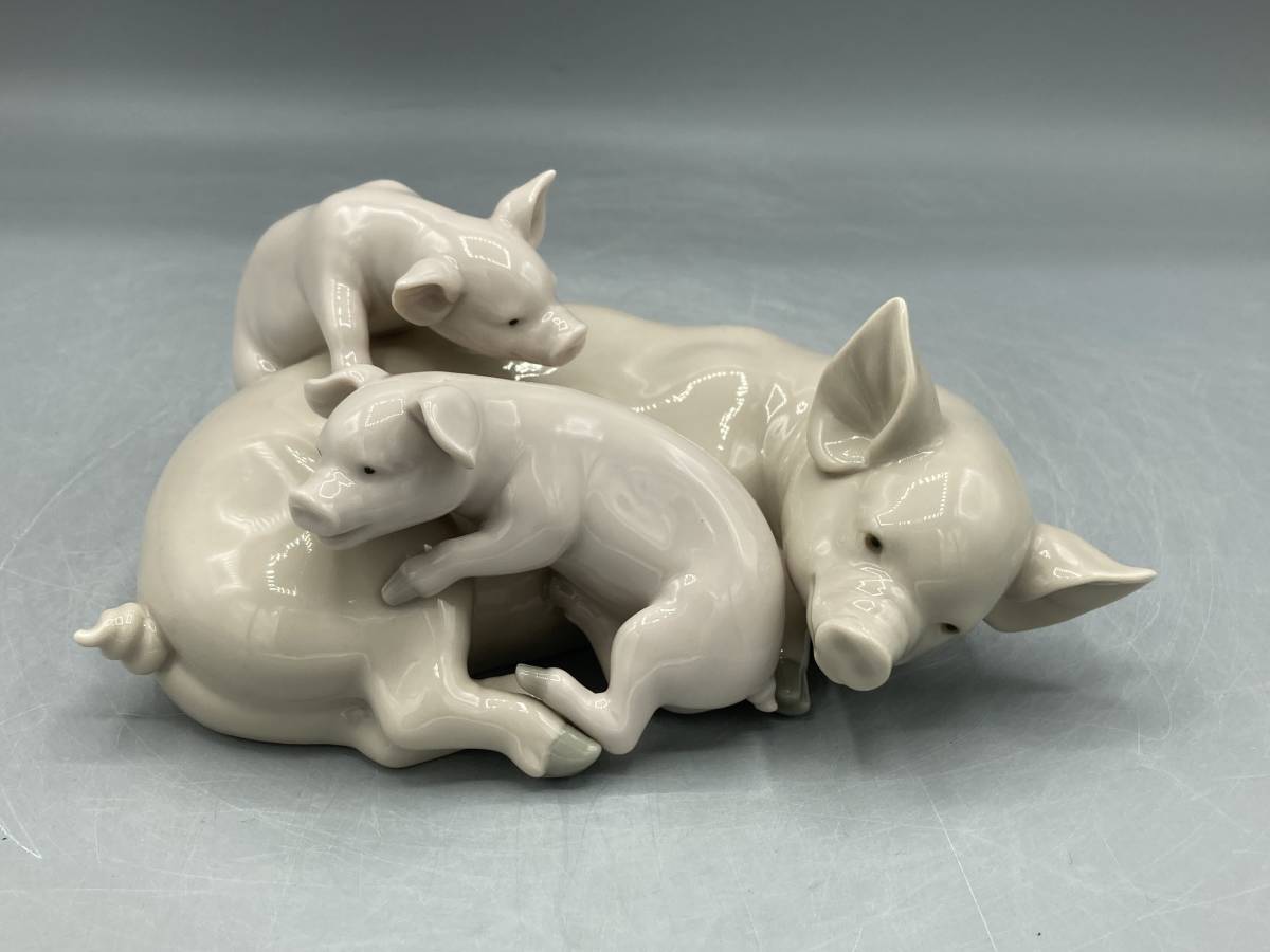 リヤドロ 豚 ブタ 親子 フィギュリン スペイン製 陶器 置物 陶磁器 陶磁器人形_画像1