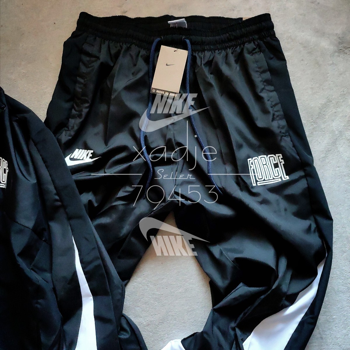 新品 正規品 NIKE ナイキ ウィンドブレーカー 上下セット 新品 正規品 NIKE ナイキ ウィンドブレーカー 上下セット