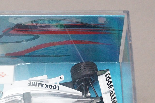 MINICHAMPS ミニチャンプス 1/43 HONDA ホンダ BAR 002 佐藤琢磨 バルセロナ 2000 ラッキーストライク仕様 518004399_画像7