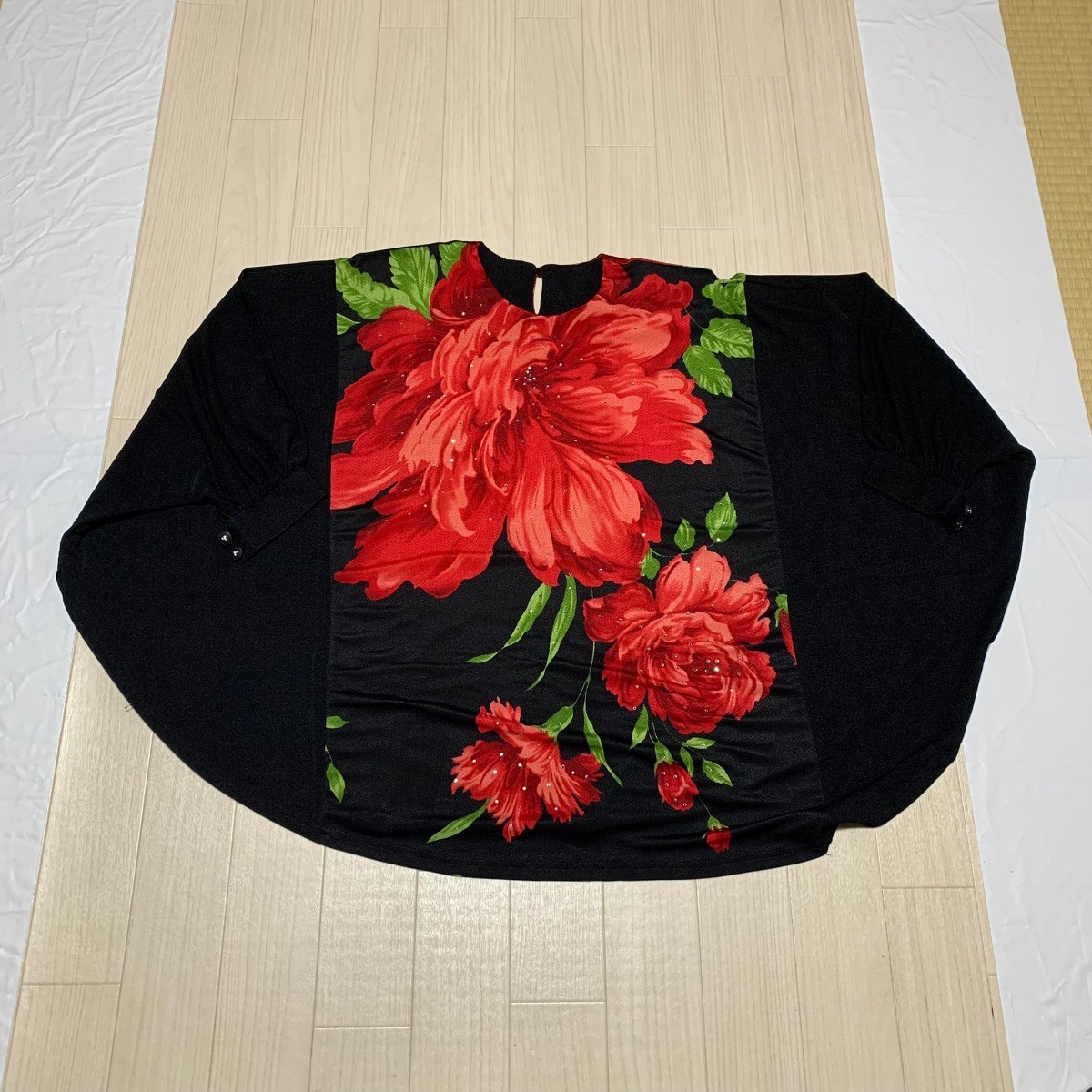 Dio ディオ HIGH FASHION ハイ ファッション ブラウス 花柄 キラキラ  ワンピース ブラック 薔薇 モード トップス プルオーバーの画像1
