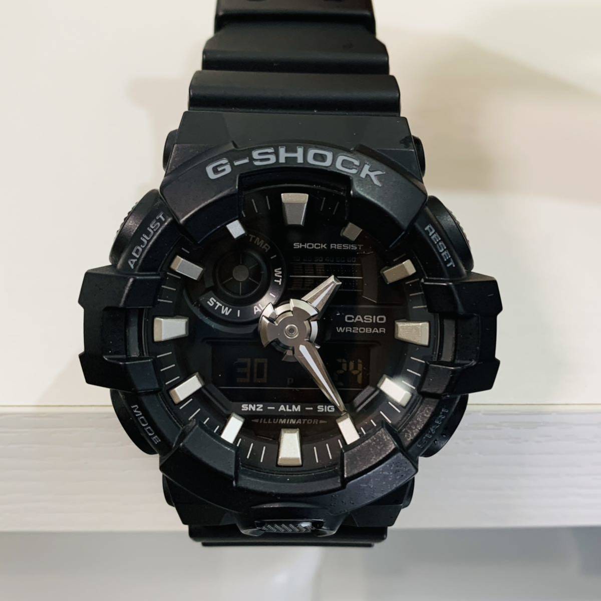 カシオ CASIO G-SHOCK Gショック 腕時計 メンズ 5522 GA-700 ブラック アナログ デジタル表示付 中古 美品 動作確認済_画像5