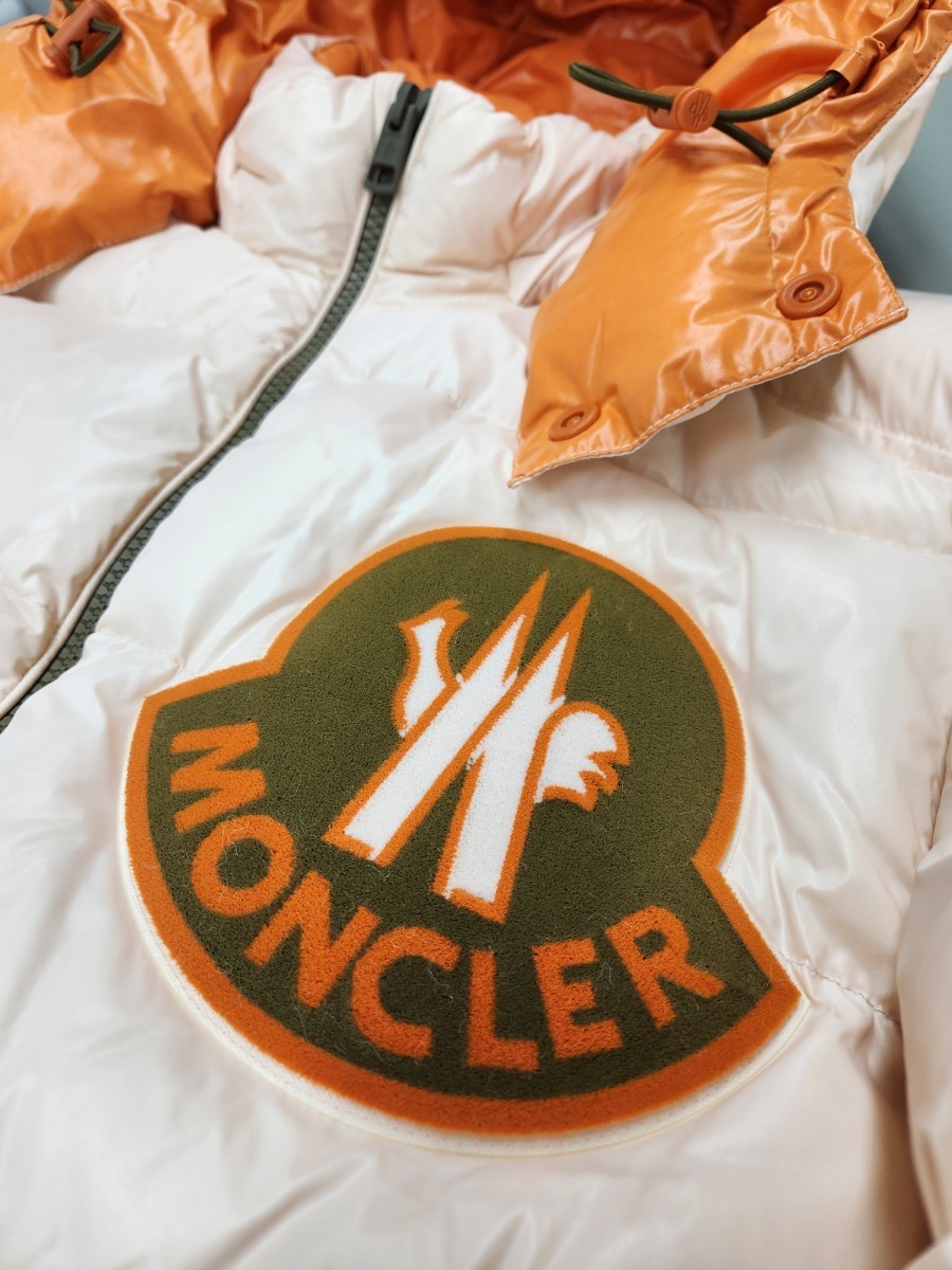 ■新品未使用！22-23AW！モンクレール ショートダウンジャケット MONCLER GENIUS HAGGI ペオニー サイズ3■_画像2