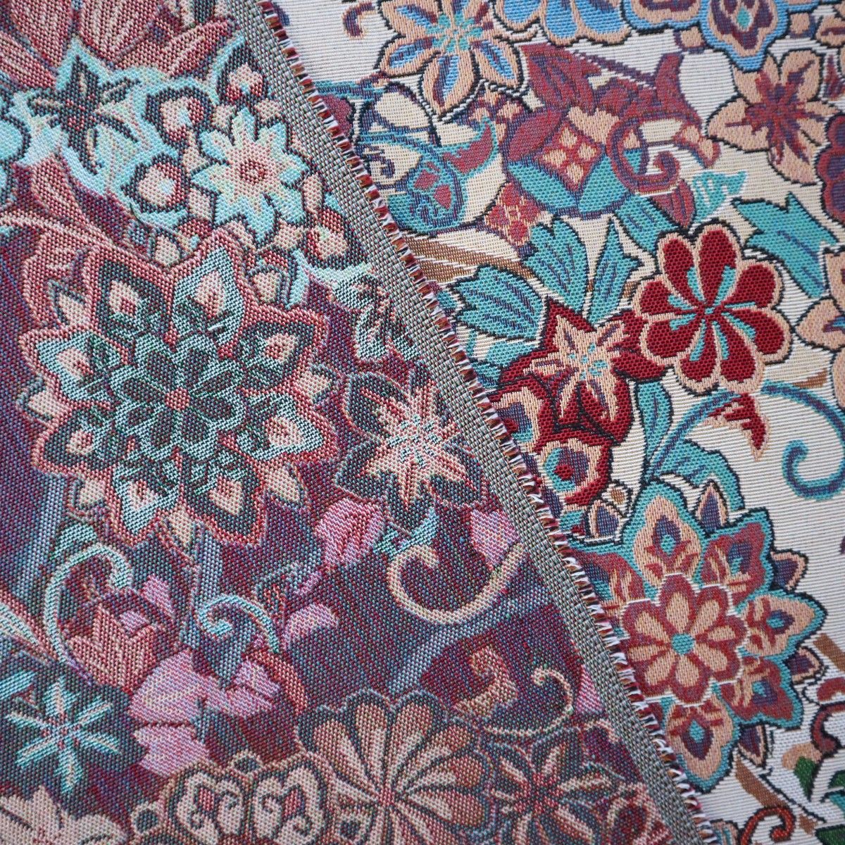 J84 アンティーク調花柄  ゴブラン織り生地 ジャガード織り150×50cm