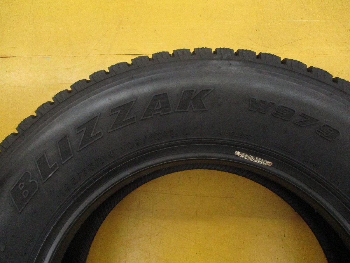 ◆送料無料 A1s◆　小型用　スタッドレス　195/75R15　109/107L LT　ブリヂストン　BLIZZAK W979　冬2本　※2020年製_画像6