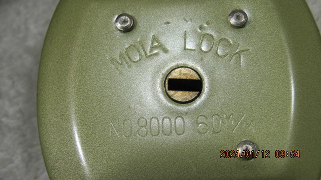 MOLA　LOCK　NO/8000　 南京錠　60㎜　グレー　重さは150g　未使用_画像4