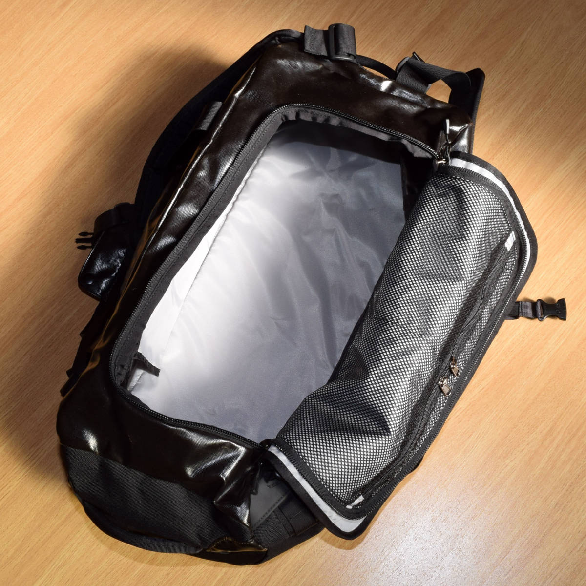 パタゴニア ブラックホールダッフル 60L ダッフルバッグ BLK パタゴニア ブラックホールダッフル 60L ダッフルバッグ BLK