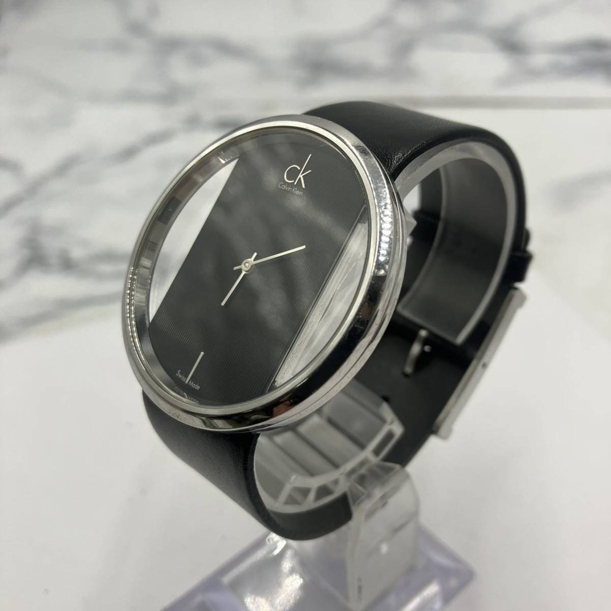 ◎【売り切り】Calvin Kleinカルバンクライン 腕時計 K94 231 01 クォーツ レザーバンド ブラック メンズ _画像1