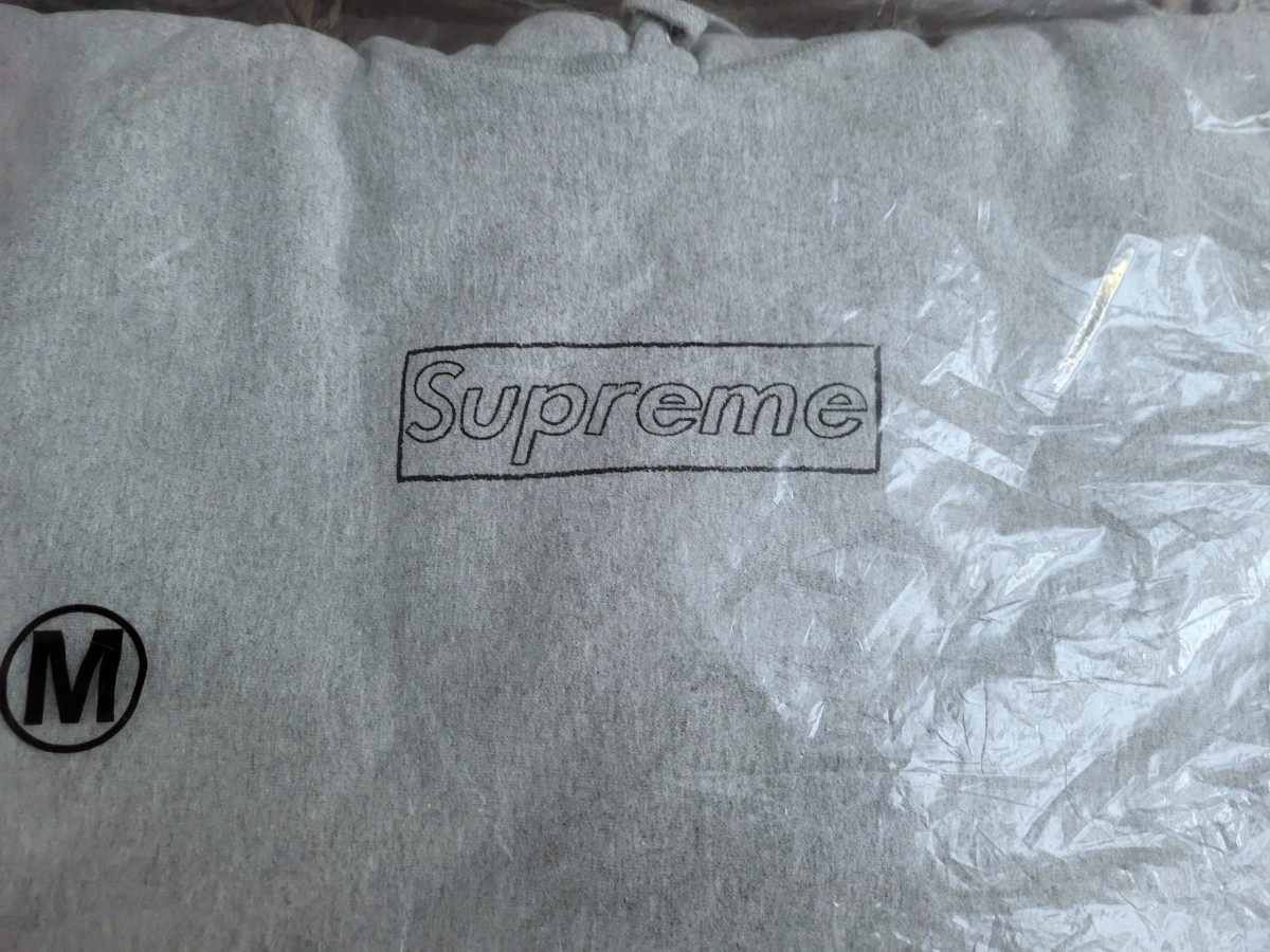 正規品 新品 未開封 SS21 Supreme KAWS Chalk Logo Hooded Sweatshirt シュプリーム カウズ チョーク ロゴ フーデッド スウェットシャツ_画像4