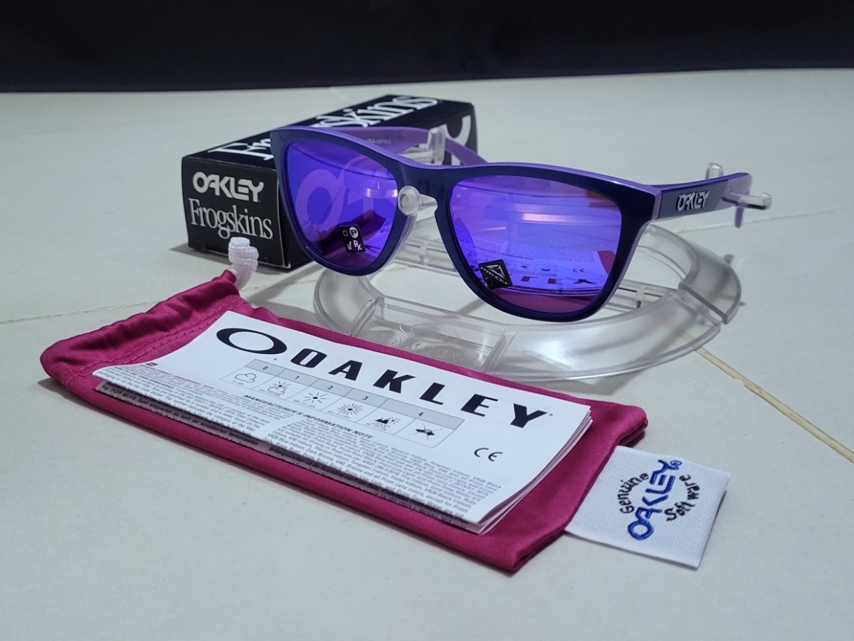 正規品 新品 偏光レンズ付き OAKLEY FROGSKINS オークリー フロッグスキン ASIA FIT アジアフィット Polarized ポラライズド サングラス_画像1