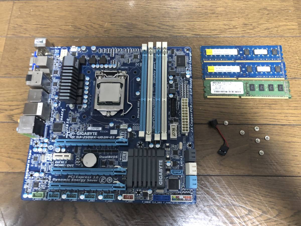 [ジャンク]GIGABYTE GA-Z68MX-UD2H-B3 マザーボード☆☆ INTEL Core i7 2700k CPU☆☆ DDR3 4ギガメモリー 3枚セット_画像1