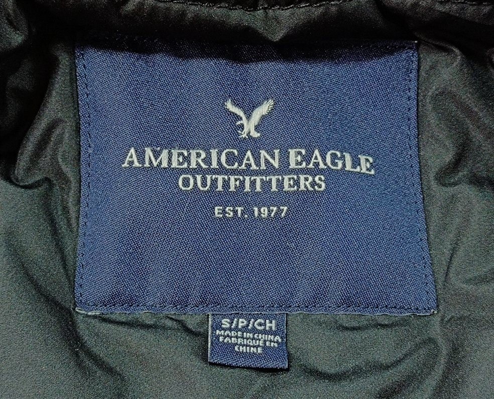 * б/у одежда American Eagle пуховик размер S
