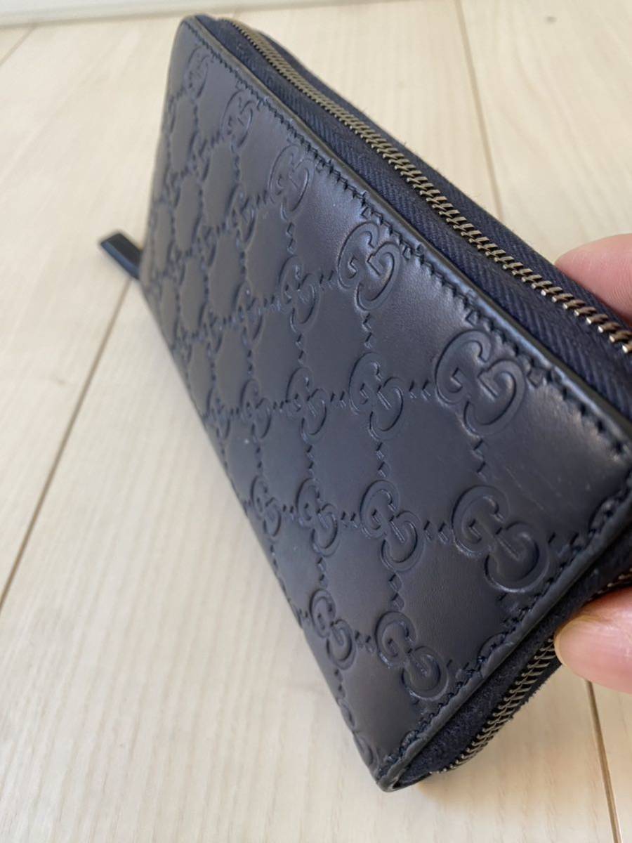 大人気！美品！送料込み！GUCCI グッチ　シマ　ラウンドファスナー長財布　ジッピーウォレット　本革　レザー　ネイビー　小銭入れ_画像4