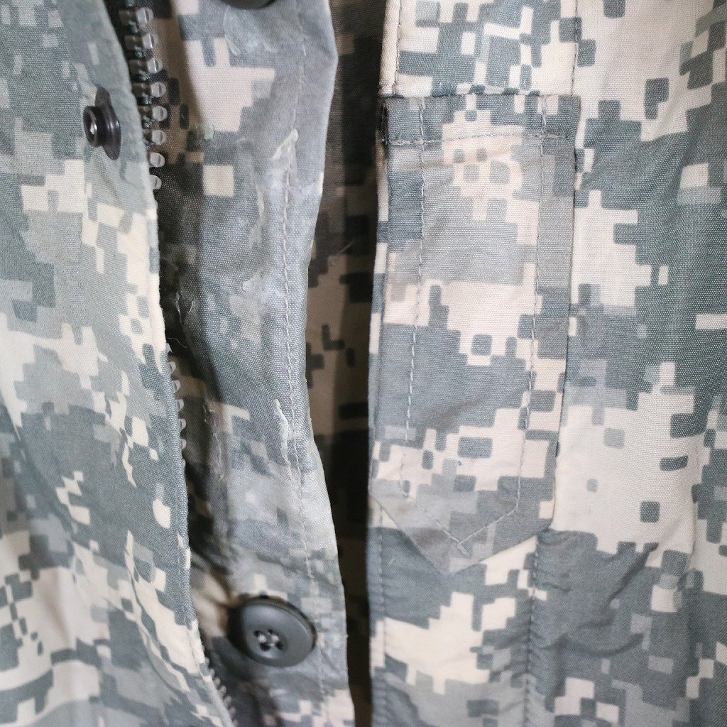 2000年代 米軍実物 U.S.ARMY レインパーカー ミリタリージャケット 防水 ミリタリー デジタルカモ 迷彩柄 (メンズ S) N5349 1円スタート_画像7