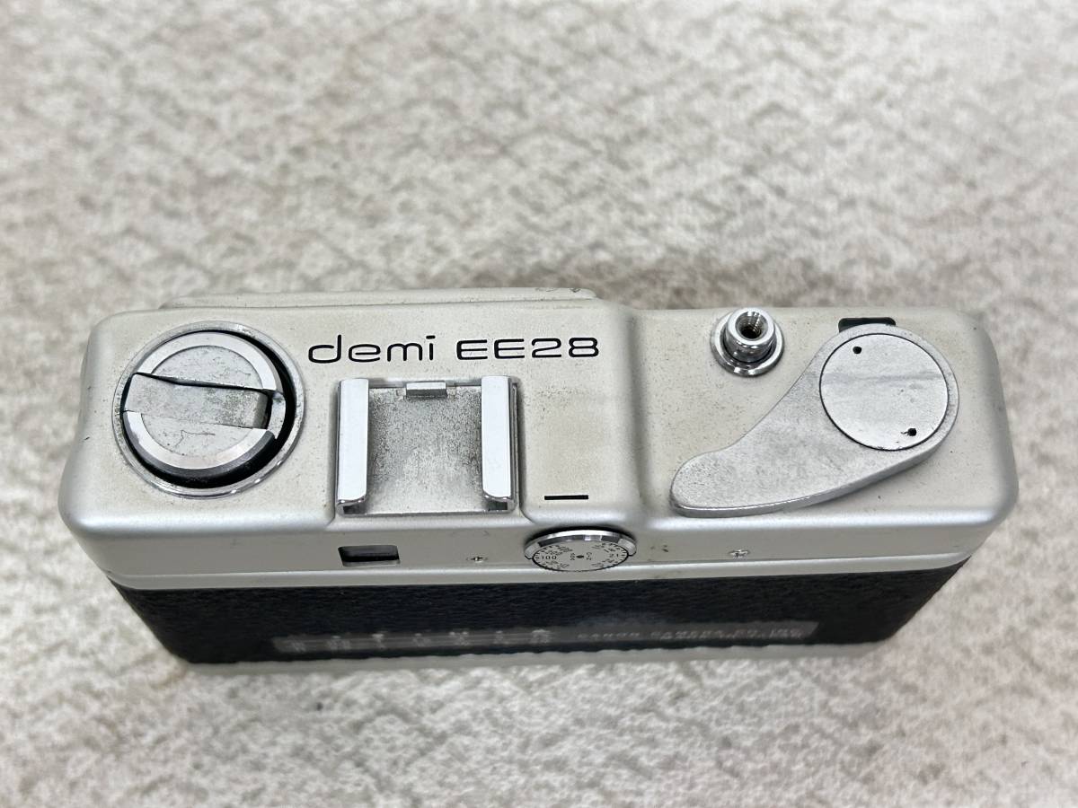 M-5366 【同梱不可】980円～ 現状品　Canon/キャノン　demi EE28　フィルムカメラ　28ｍｍ　1．2.8　レンジファインダー　　_画像6
