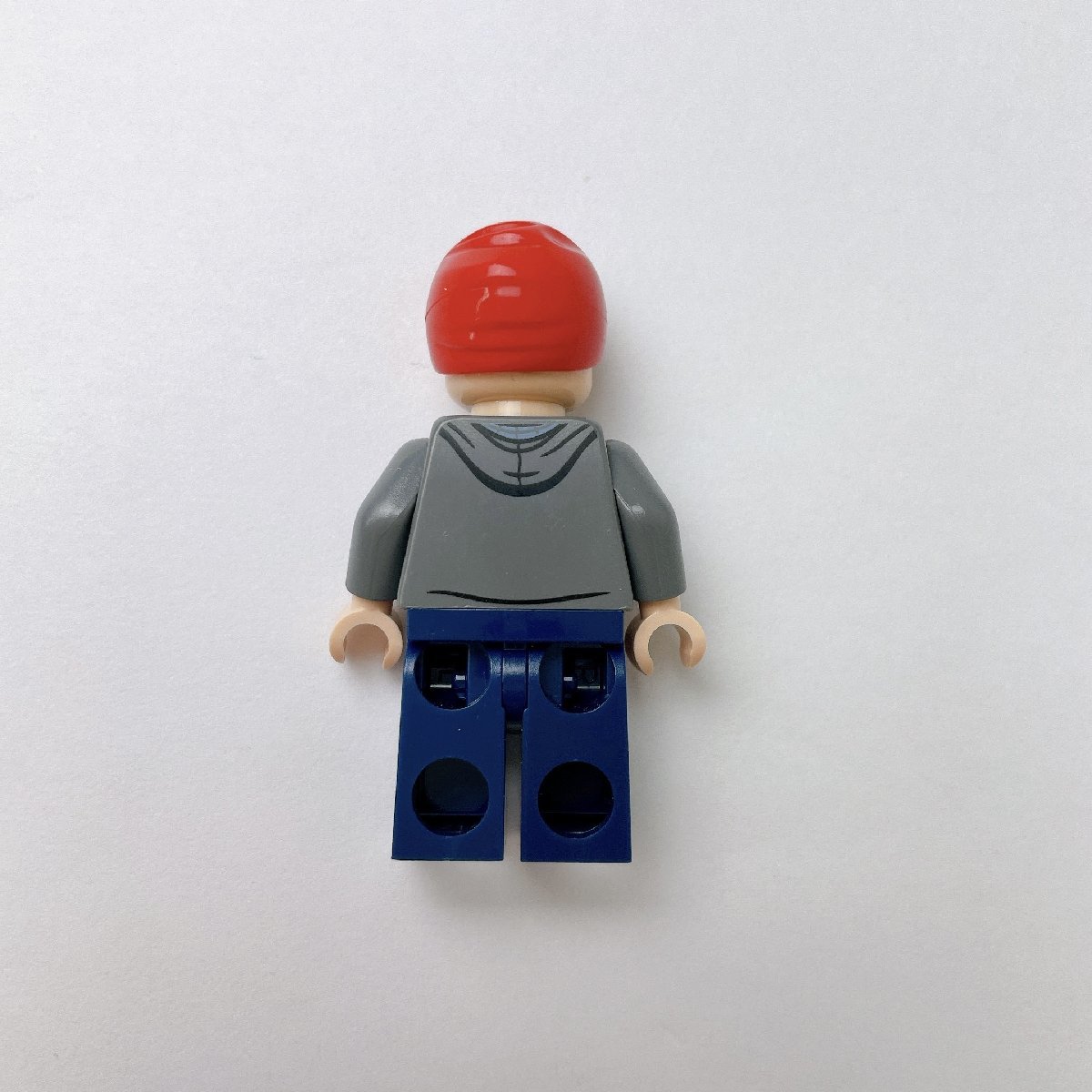 LEGO 76129[ハイドロマンの攻撃]付属 ピーター・パーカー(スパイダーマン) ミニフィグ_画像2