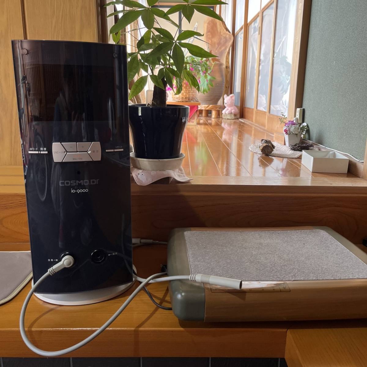 コスモドクター 家庭用電位治療器 io 9000 本体一式 + コスモドクター 家庭用電位治療器 io 9000 本体一式 +