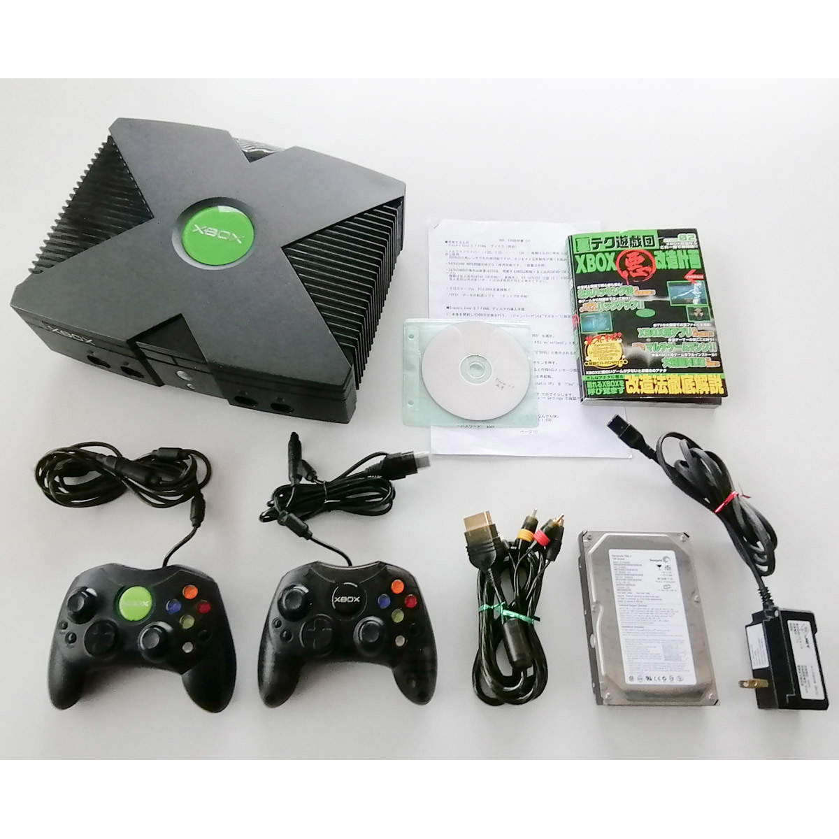 【◎ジャンク品扱い！】初代XBOX　HDD160GB/EvoX　改造品　 本体一式（コントローラー2個）＋予備120GBHDD、書籍、HDD交換用ディスク＆取説