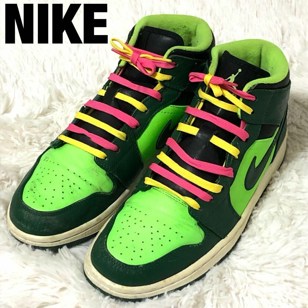 ナイキ　スニーカー　コージグリーン　26　AIR JORDAN1　MID