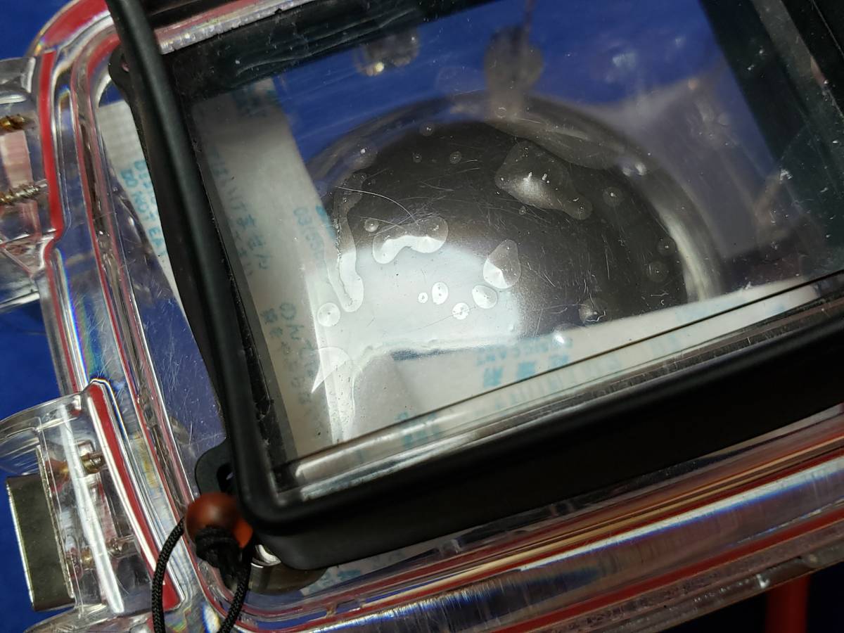 OLYMPUS オリンパス ミュー 1020用 防水プロテクタ μ1020 防水ケース マリンケース PT-042 見る側に保護フィルムが貼てあります（写真）_保護フィルムが後から貼ってあるようです