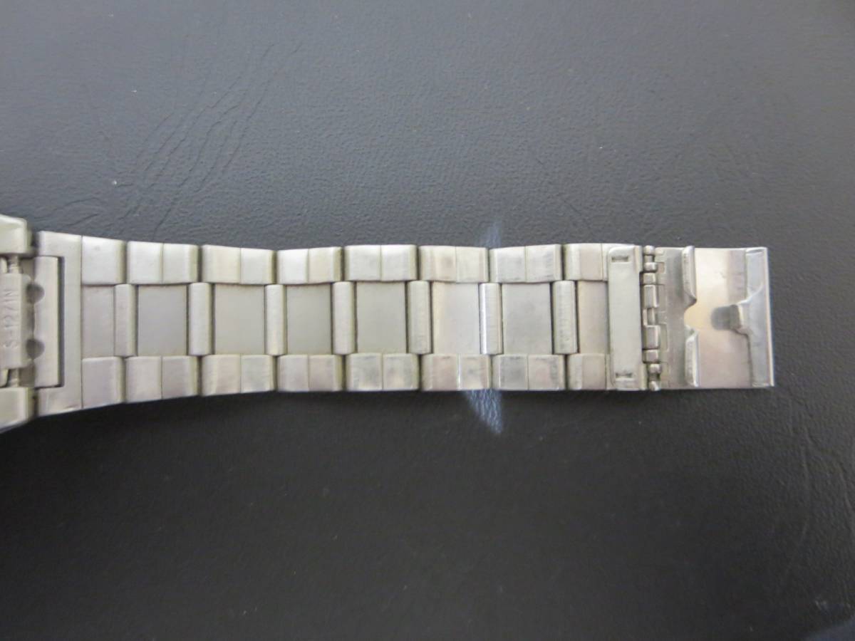 ジャンク CASIO カシオ LWA-M141 クオーツ 腕時計 の画像9