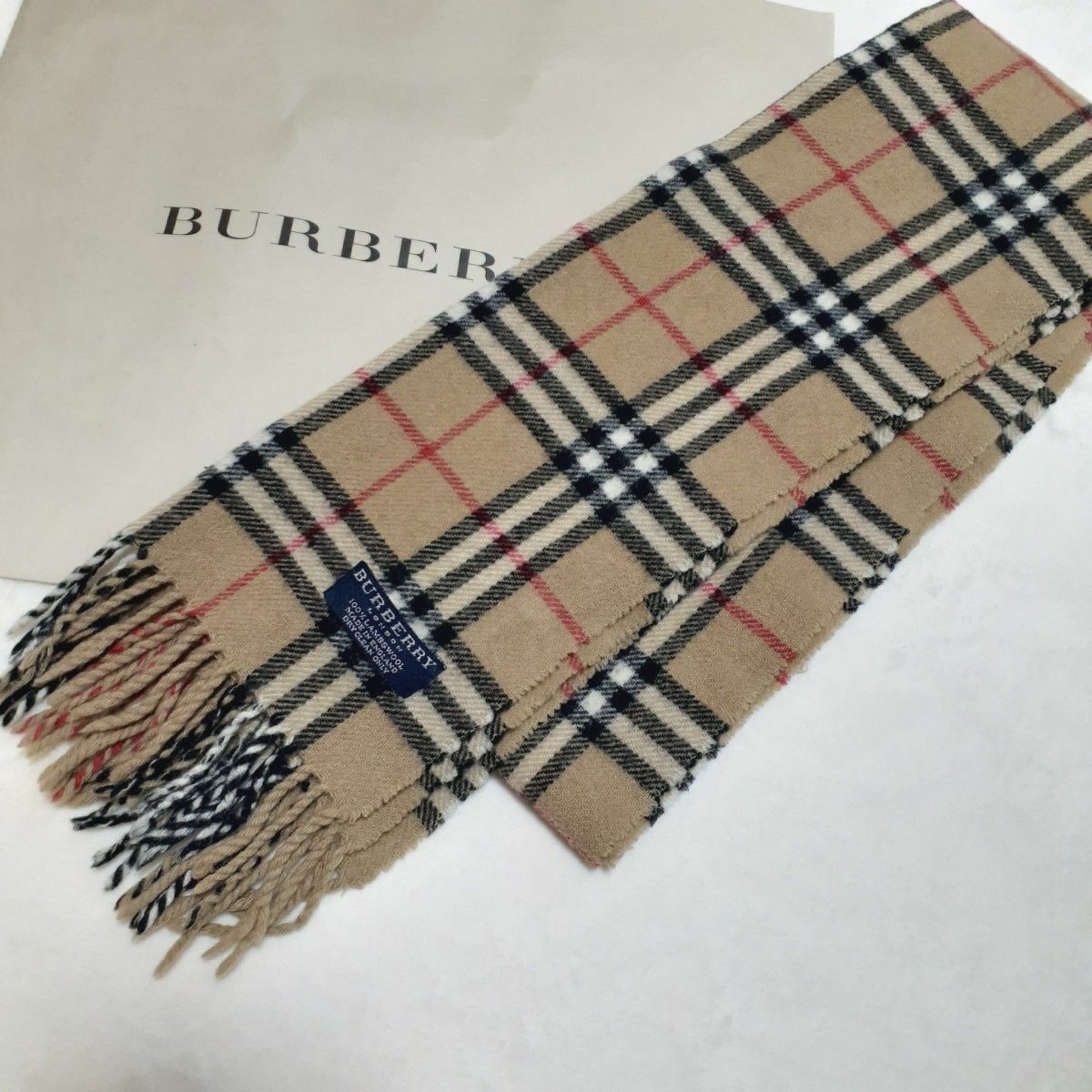 Burberry バーバリー ノバチェック 英語製 ラムウールマフラー Burberry バーバリー ノバチェック 英語製 ラムウールマフラー