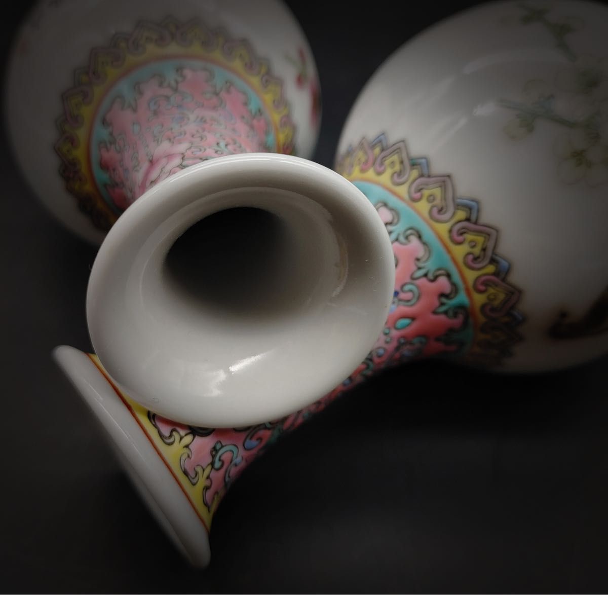 中國美術 中國景德鎮製花鳥紋樣詩文ミニ花瓶セット 中國美術 中國景德鎮製花鳥紋樣詩文ミニ花瓶セット