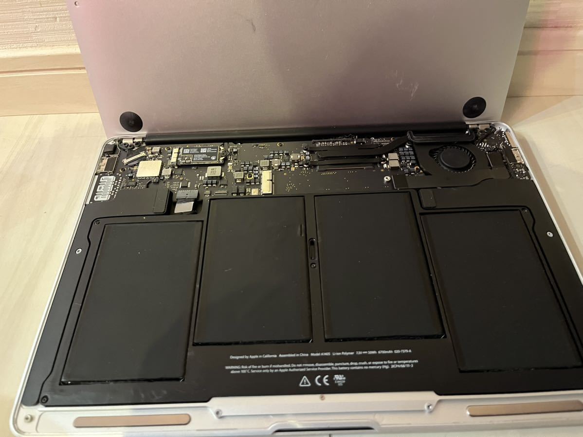 Apple アップル MacBook Air A1466 ノートPC SSD無し2017Early ジャンク扱い_画像6