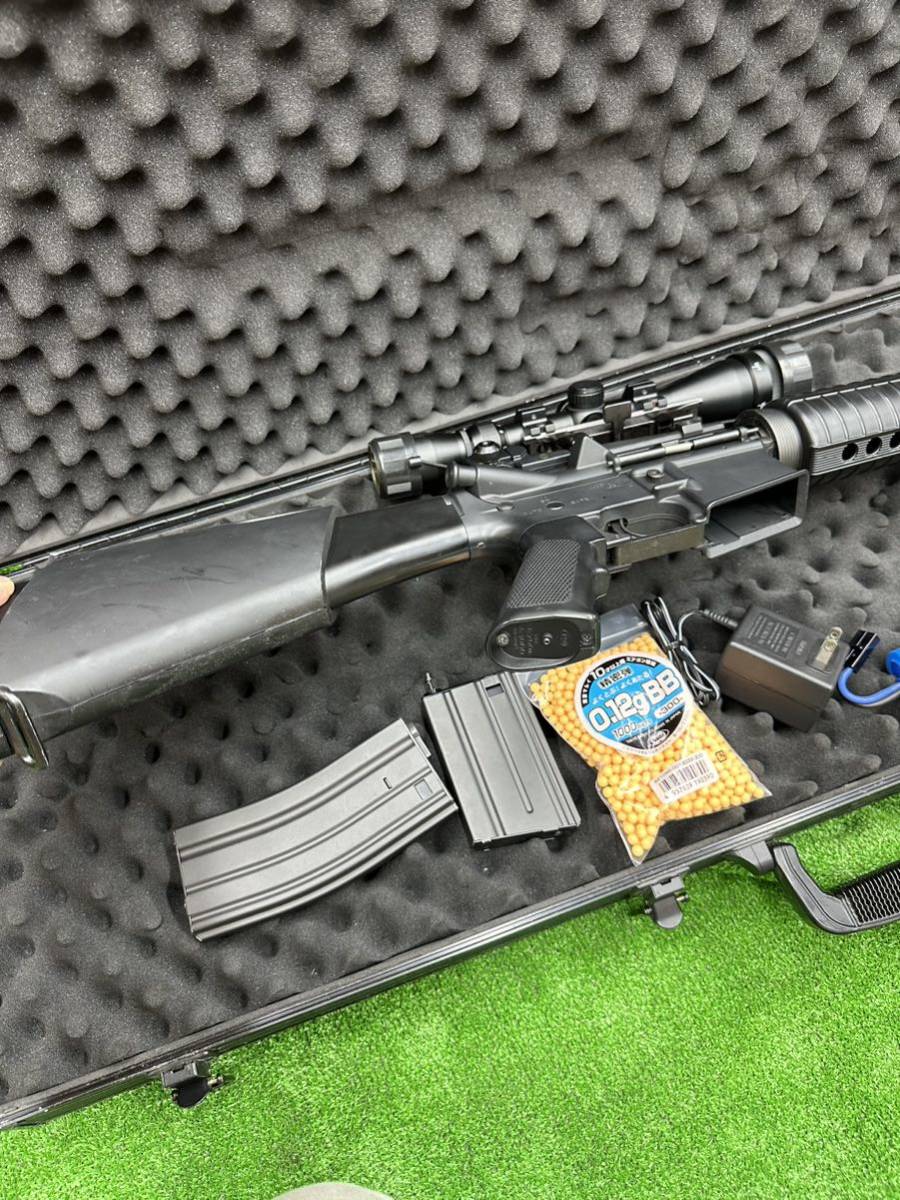 東京マルイ 電動ガン限定品 M16A2ゴルゴ13カスタムバッテリー　充電器　付き(検索用:VFC・G&G・GBB・WA・HWS・M4・タニオコバ) _画像8