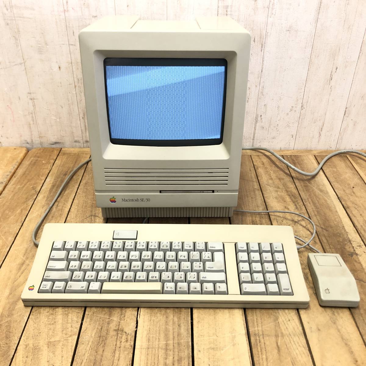 ▼【通電OK】Apple M5119 Macintosh SE/30 パーソナルコンピュータ キーボード/マウス付 昭和レトロ アップル マッキントッシュ 動作未確認_画像1