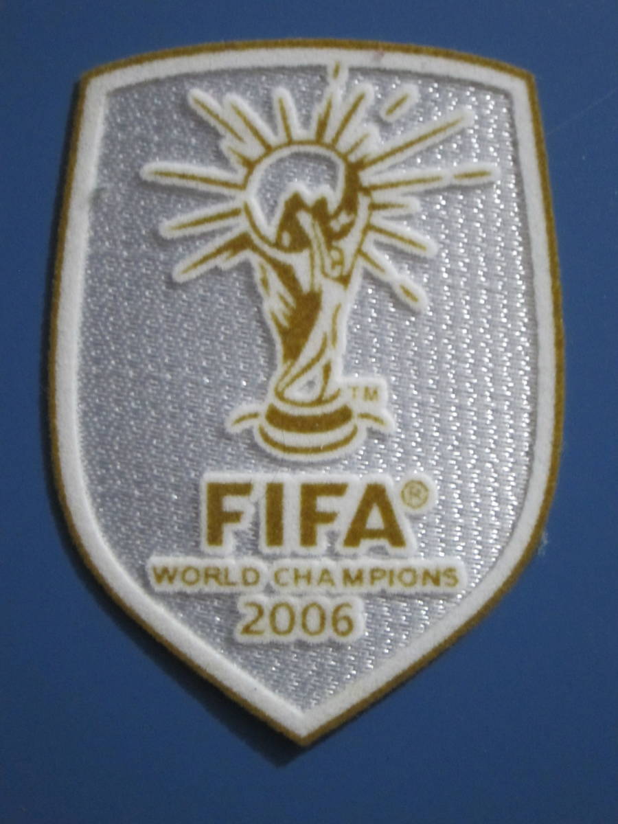 ～小物～ 2006 FIFAワールドカップ x イタリア代表 優勝 ワッペン 1枚 (白)の画像1