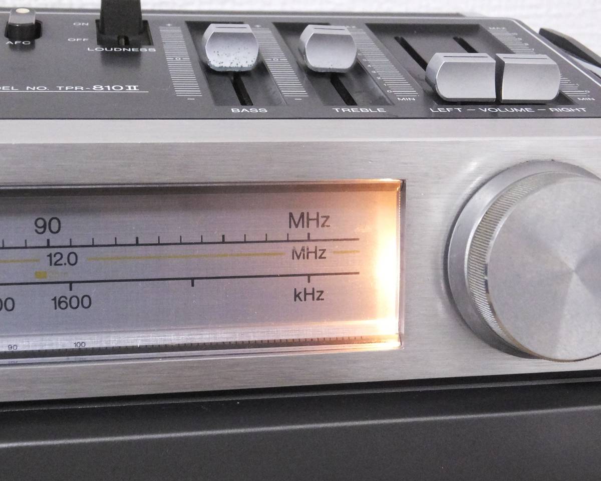 昭和レトロ AIWA アイワ TPR-810Ⅱ TPR-810II ステレオクオーツ ラジカセ FM・SW・MW カセット故障 傷みあり 要修理品 ジャンク品_画像4