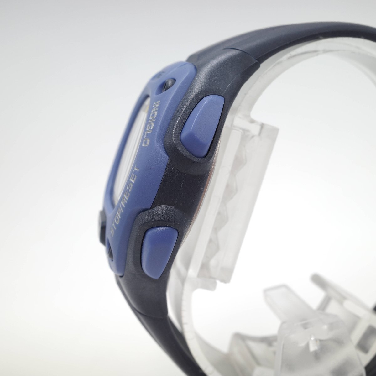 1560@(タイメックス) Tinex 腕時計 アイアンマン 30Lap デジタルクォーツ 10気圧防水 レディース ブルー/パープル【0122】_画像3