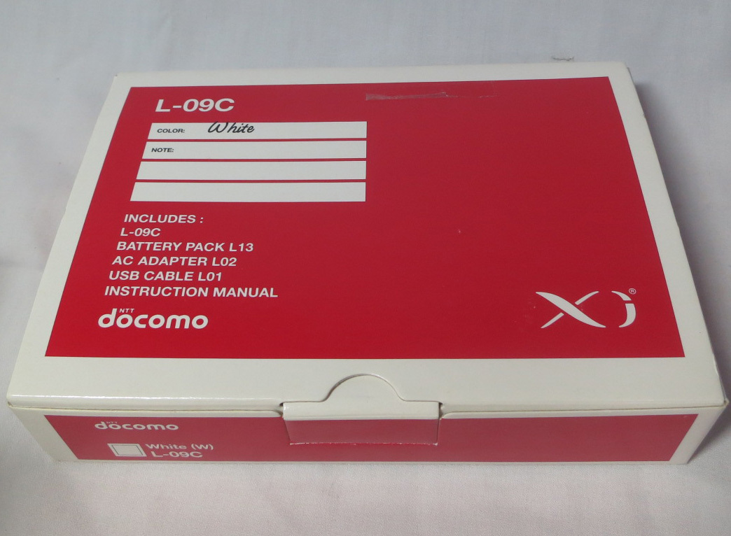 未使用 ジャンク品 docomo xi L-09C モバイルWi-Fiルーター バッテリー、付属品あり_画像3
