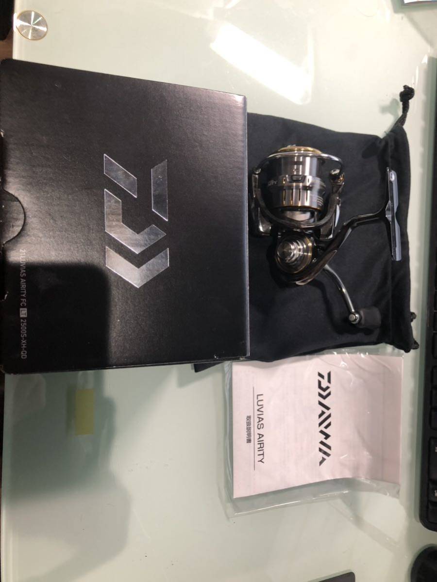 美品　ダイワ DAIWA 21 ルビアスエアリティ FC LT2500S-HX-QD 付属品あり 淡水使用 フルベアリング仕様　バスに　機関良好_画像6