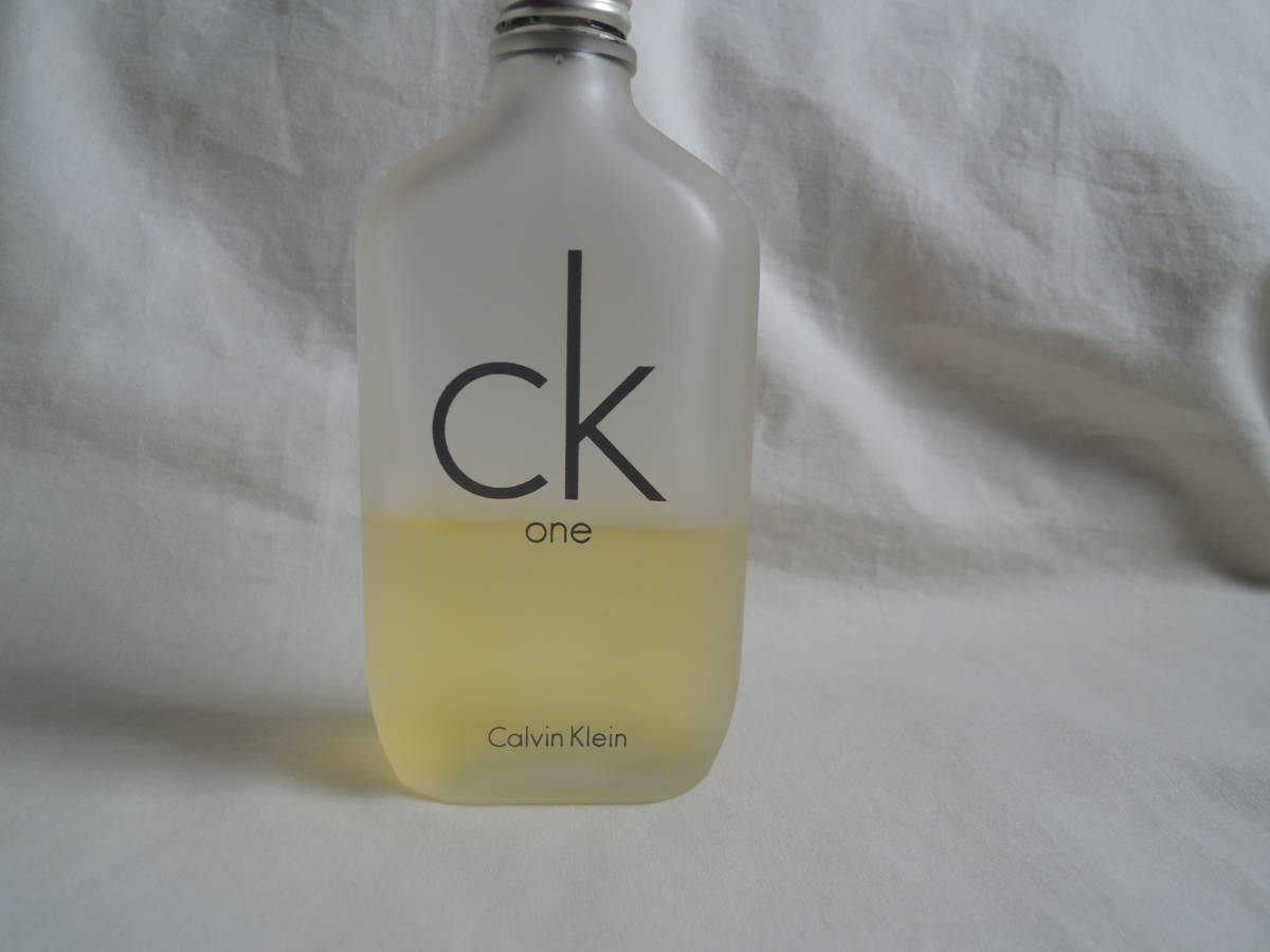 Calvin Klein　ck one 　EDT １００ｍｌ　カルバンクライン_画像3