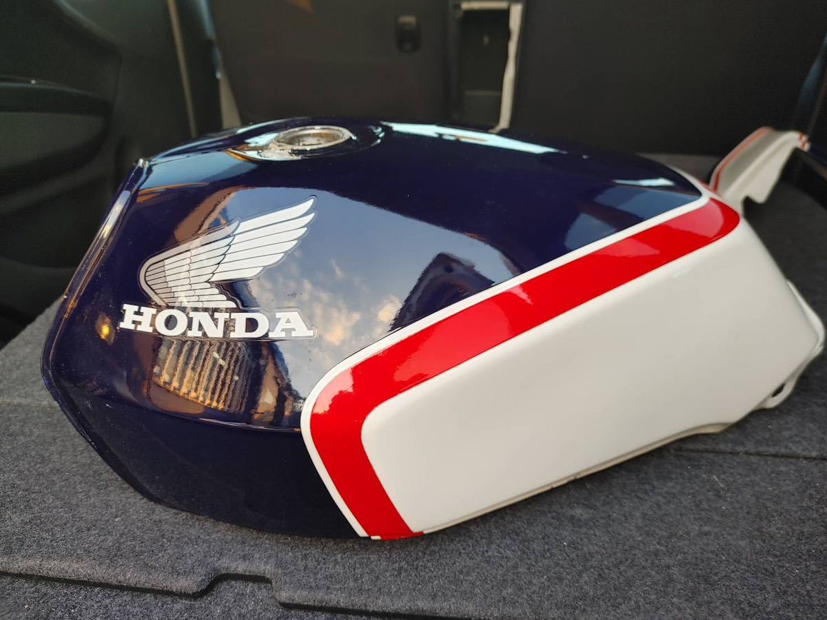 CBX400F 純正一型青白 外装一式 ホンダ CBX 外装 タンク テール CBX400F 純正一型青白 外装一式 ホンダ CBX 外装 タンク テール