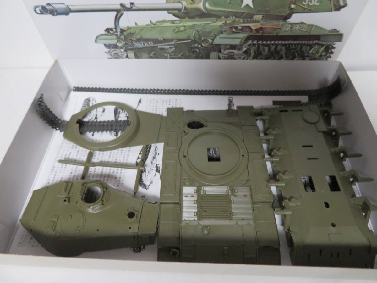 タミヤ 1/35 アメリカ軽戦車 　M41ウォーカーブルドック　未組立品_画像5