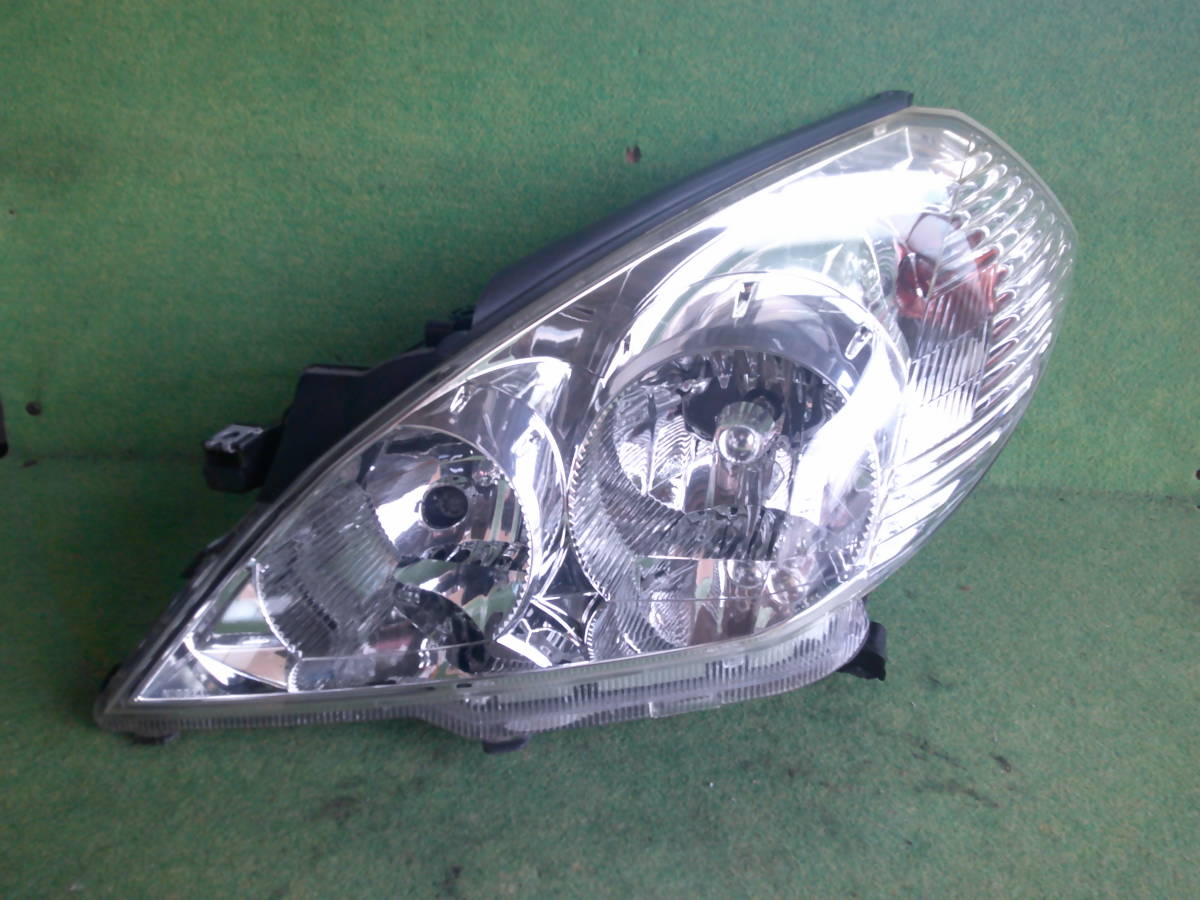 *WFY11 Wingroad left head light ICHIKOH 1698 T-4122*