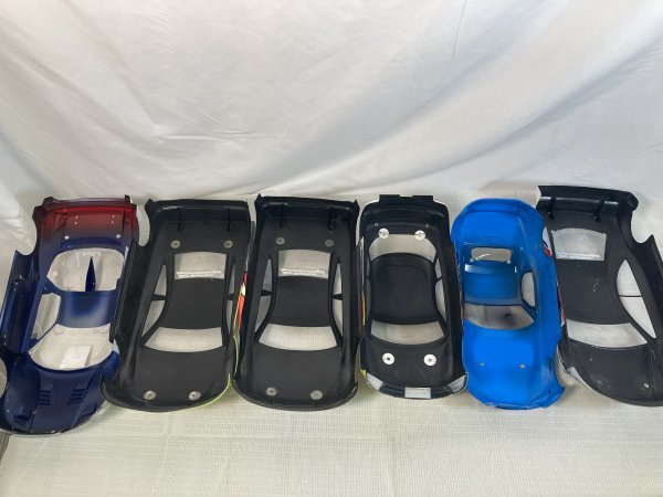 【ジャンク現状品】1円スタート ラジコンカー ボディ RC パーツ まとめ 車 おもちゃ レーシングカー　1FA1-Ｔ120-12HA020_画像8