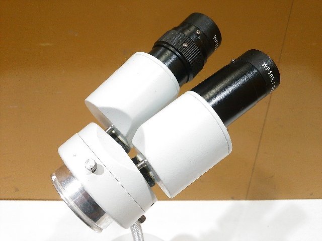 (１円スタート！) 双眼実態顕微鏡 倍率10X 歯科技工 顕微鏡 ルーペ 動作良好 A0516_画像2