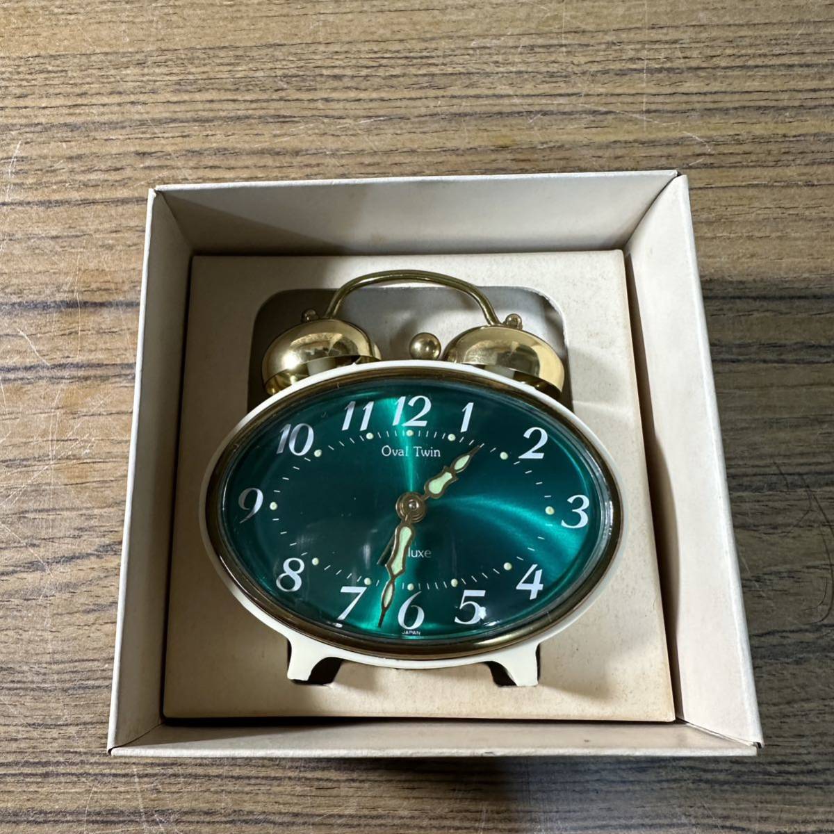 oval twin alarm clock 目覚まし時計 置き時計 時計 希少 昭和レトロ レトロ アンティーク 雑貨 中古品_画像7