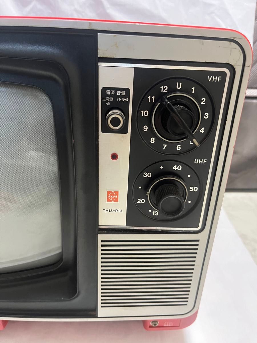 通電確認OK 昭和 レトロ テレビ ブラウン管 当時物 赤 通電確認OK 昭和 レトロ テレビ ブラウン管 当時物 赤