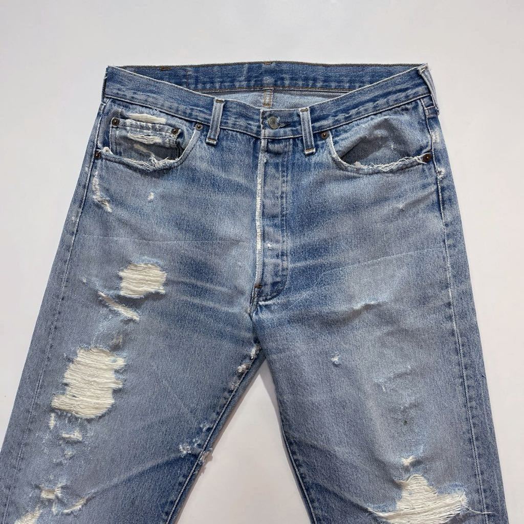 内股シングル☆80s Levis 501 オリジナル ビンテージ W34 ヒゲ ハチノス 黒カン リーバイス 501 クラッシュ リペア グランジ 82年製 USA製_画像3