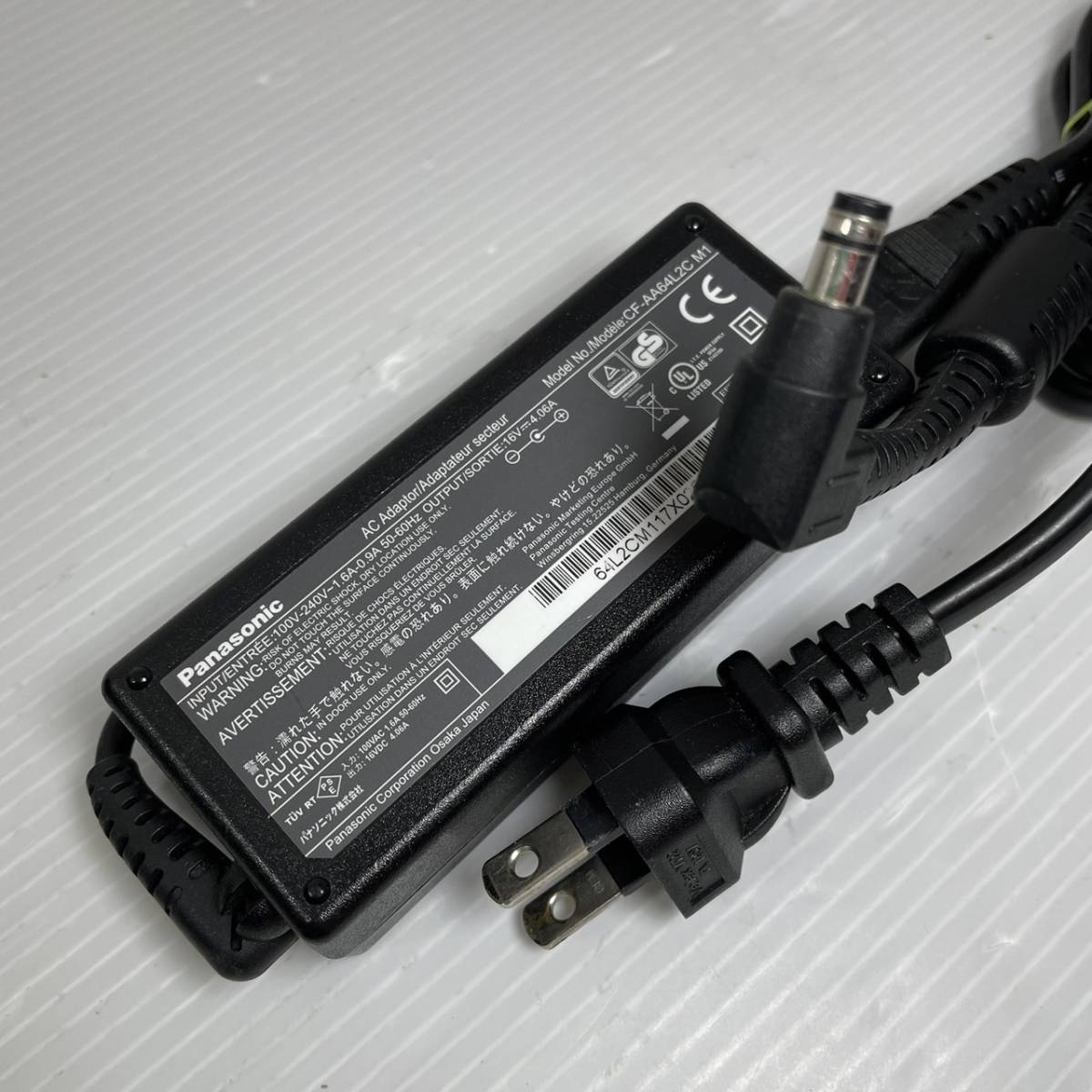 CF-AA64L2C M1 (16V 4.06A CF-LX CF-SZ5 CF-SZ6 等対応品) Panasonic純正中古品です_画像4